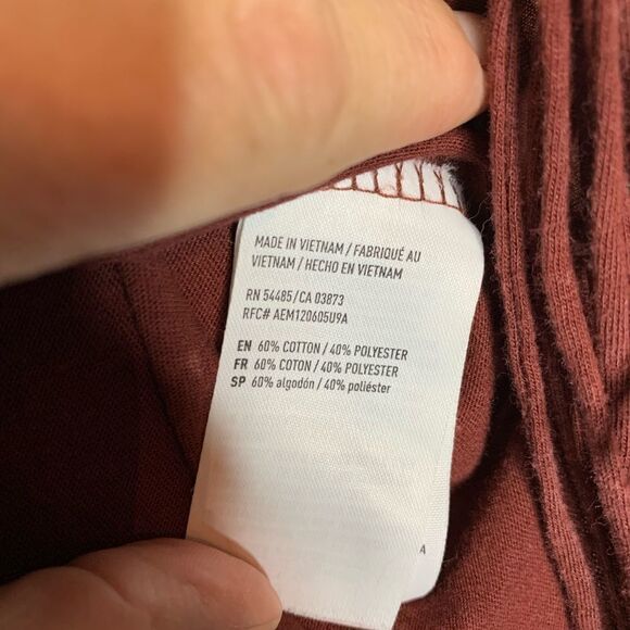 American Eagle crop fringe t-shirt. Medium - Picture 3 of 3